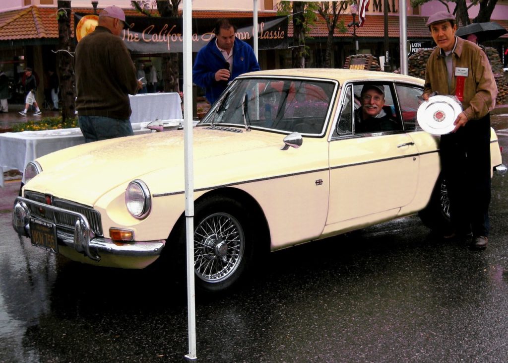 Rod & Susan Schweiger ’67 MGB GT